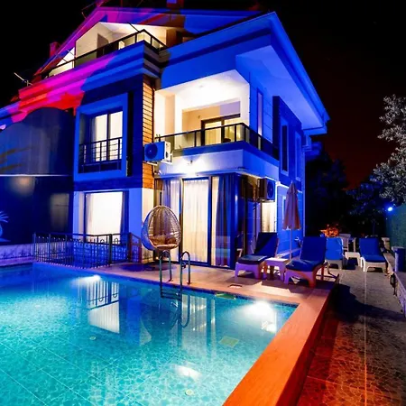 Villa 3 Bedroom - Close To The Center