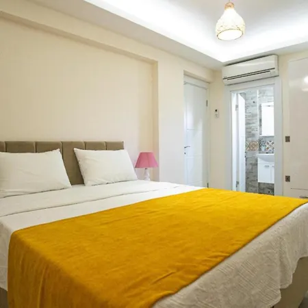 3 Bedroom - Close To The Center 빌라 *