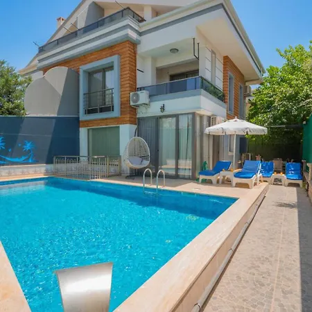 3 Bedroom - Close To The Center