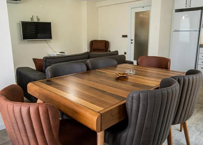 Вилла 3 Bedroom - Close To The Center *