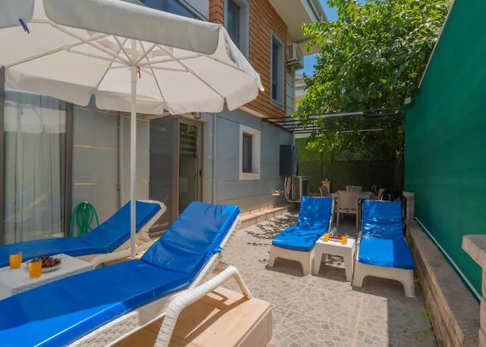 Villa 3 Bedroom - Close To The Center *