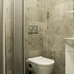 3 Bedroom - Close To The Center 빌라