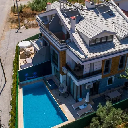 3 Bedroom - Close To The Center * 페티예
